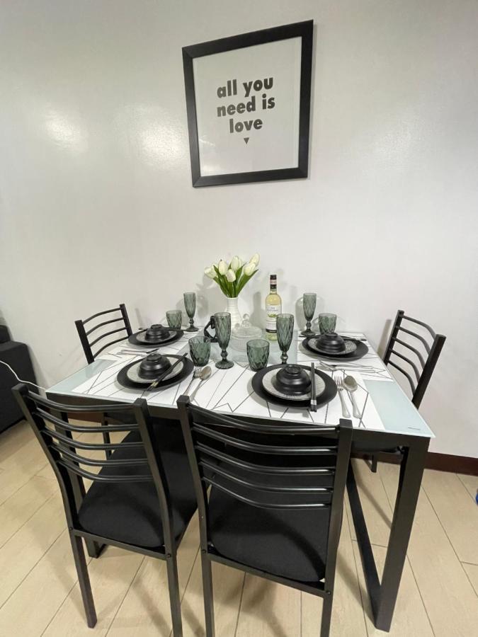 Two Palm Tree Villas Pasay Luaran gambar
