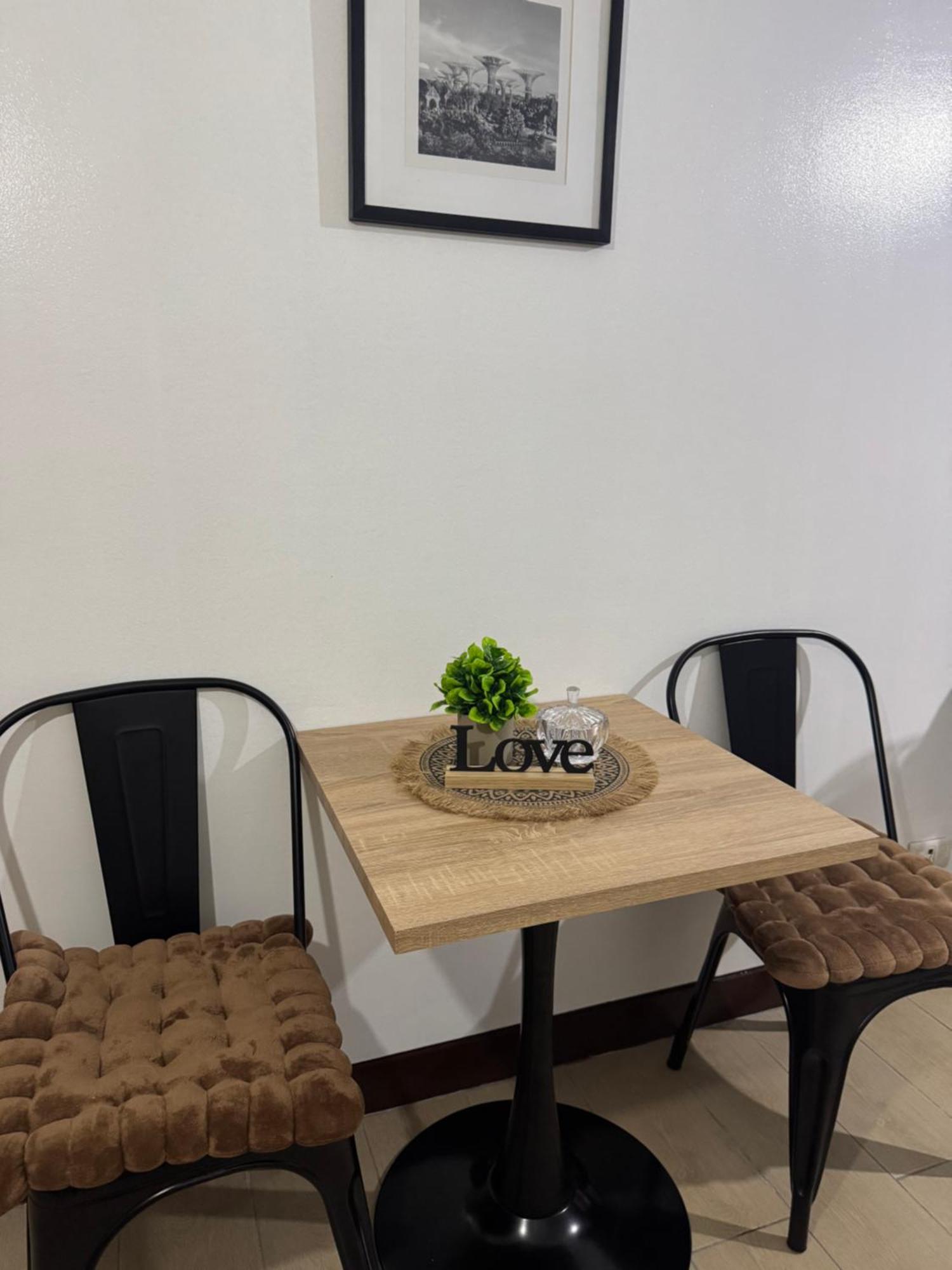 Two Palm Tree Villas Pasay Luaran gambar